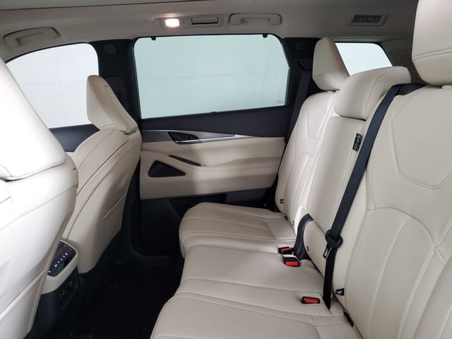Used 2024 INFINITI QX60 Luxe FWD image 12