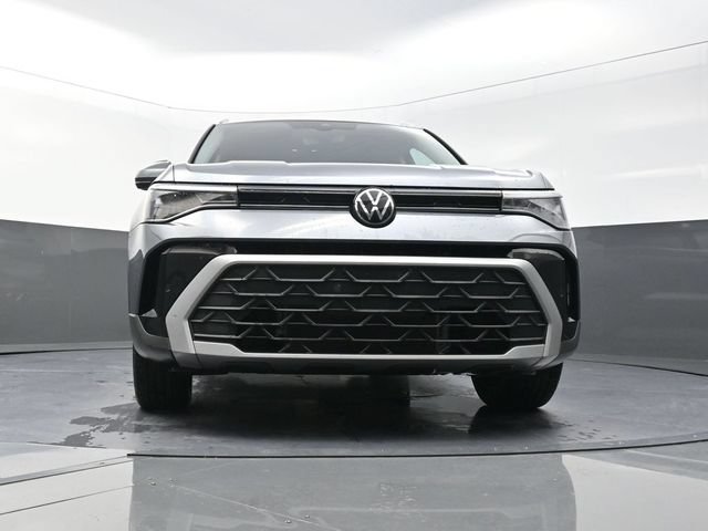 Used 2026 Volkswagen Taos SE FWD image 31