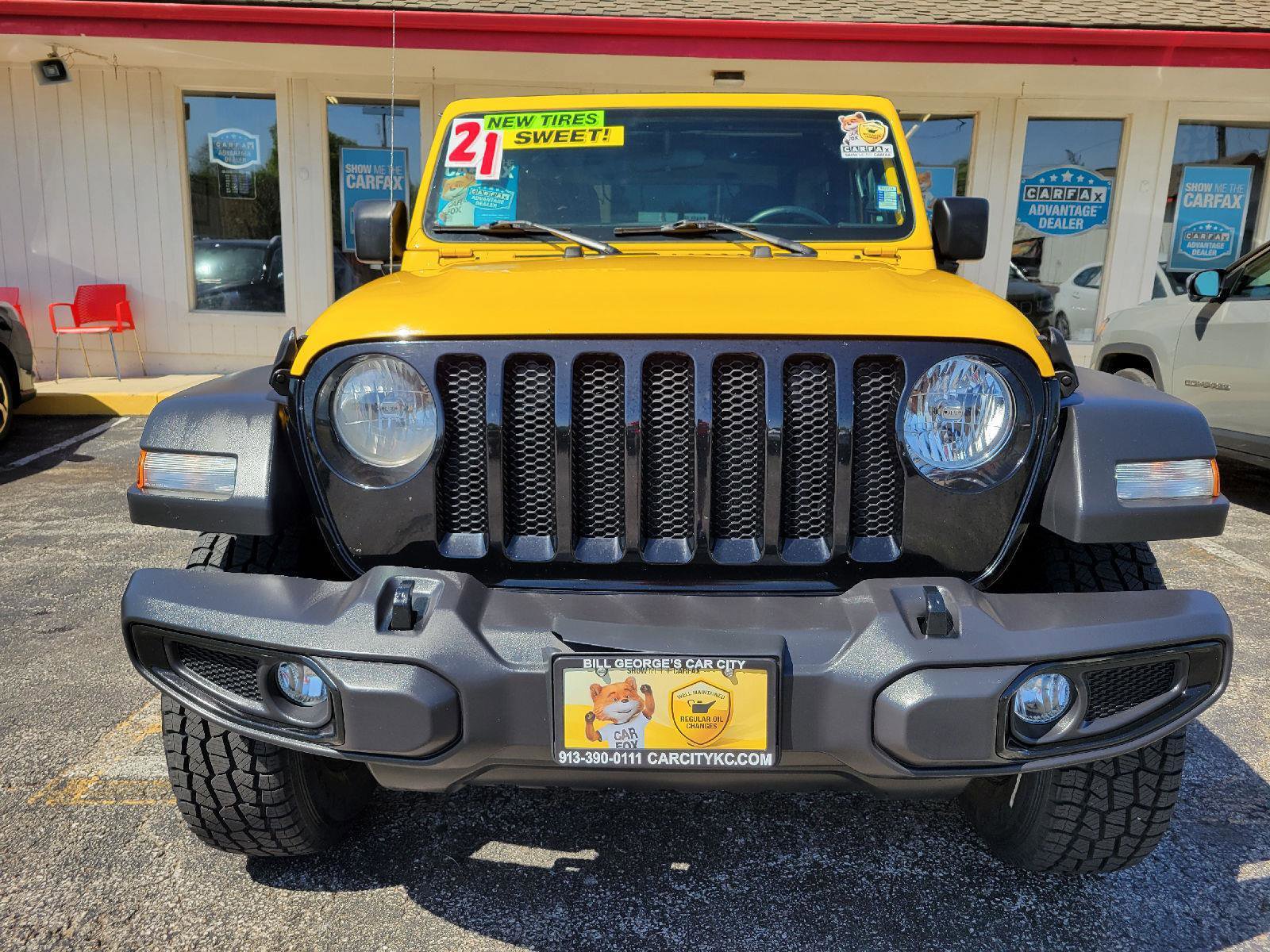 Used 2021 Jeep Wrangler Sport AWD/4WD image 2
