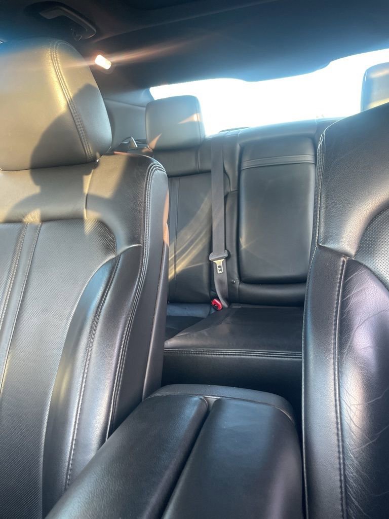 Used 2014 Lincoln MKS image 22