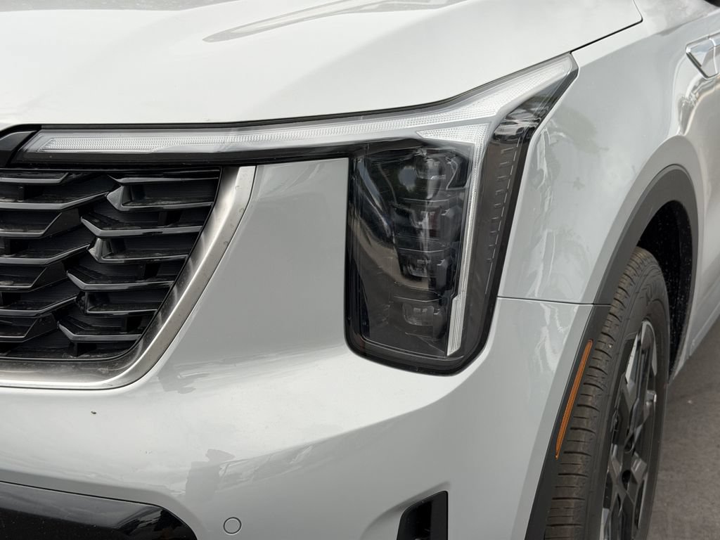 New 2026 Kia Sorento S FWD image 10