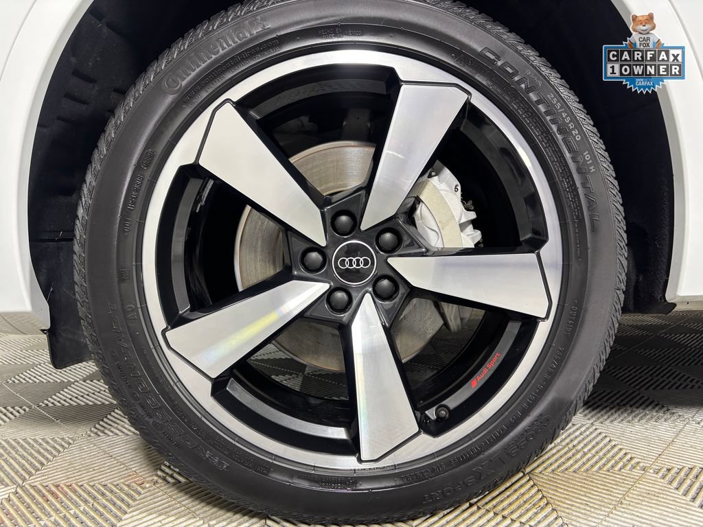 Used 2023 Audi Q5 2.0T Premium Plus w/ Premium Plus Package AWD/4WD image 32