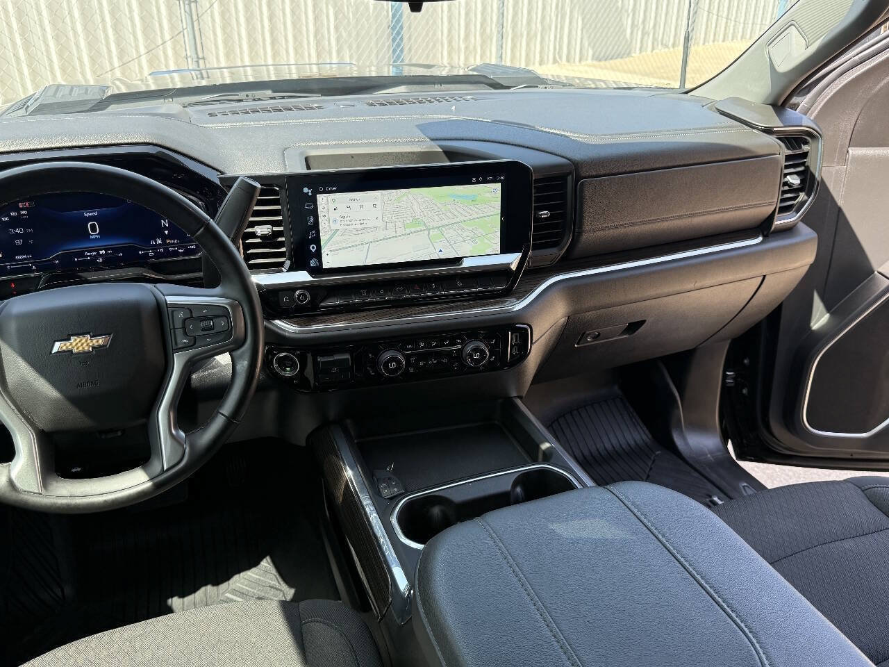 Used 2024 Chevrolet Silverado 2500 LT AWD/4WD image 32