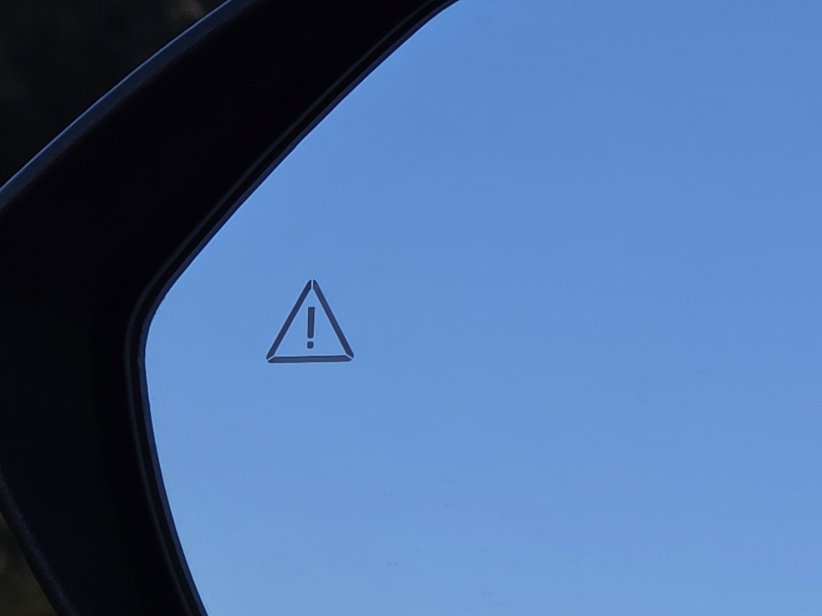 Used 2025 Hyundai Elantra SEL image 12