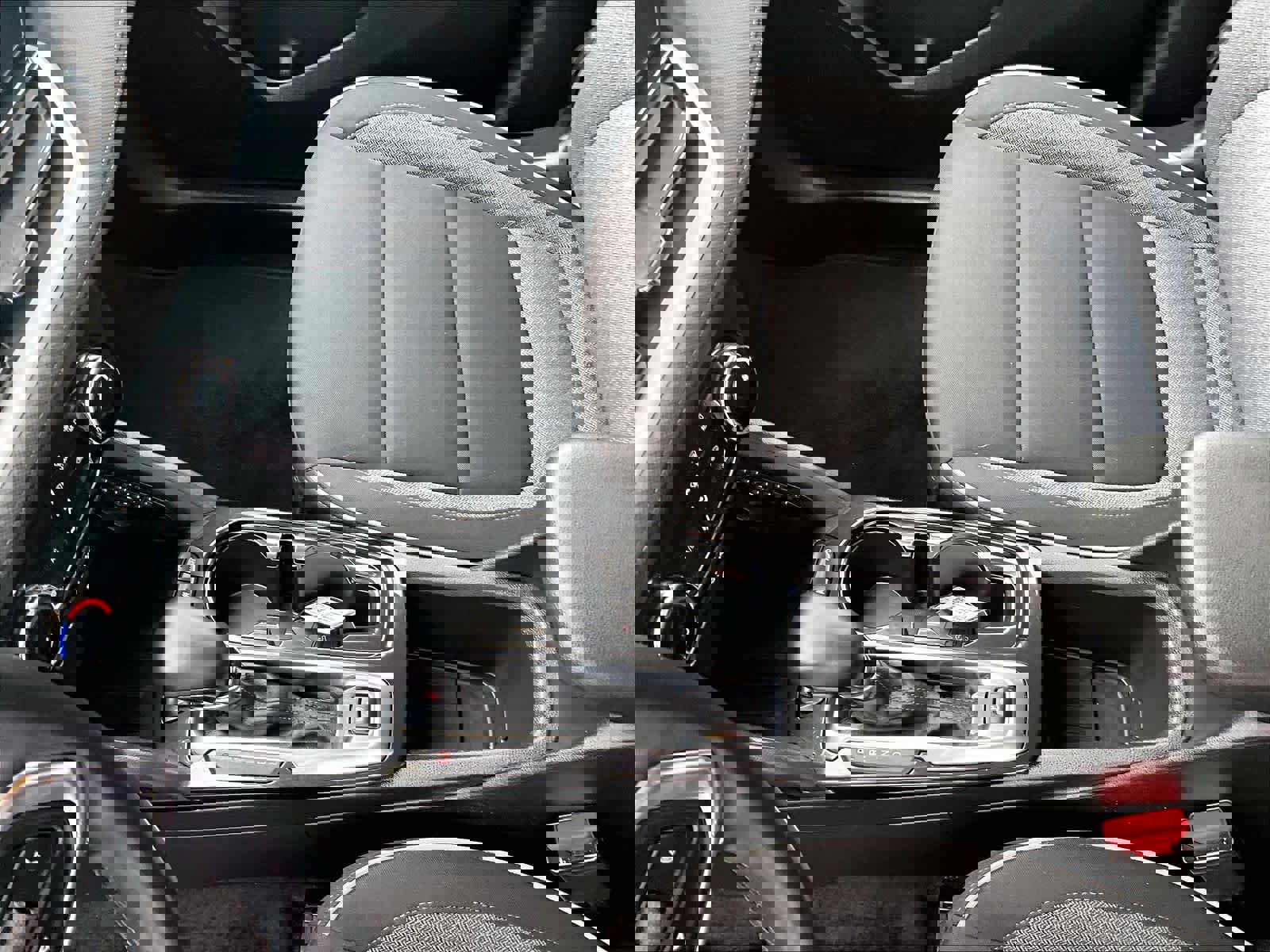 Used 2024 Chevrolet TrailBlazer LT w/ LT Cold Weather Package image 19