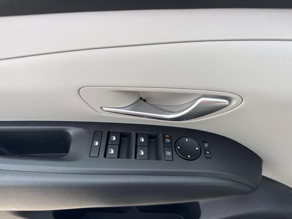 New 2026 Hyundai Tucson Blue SE AWD/4WD image 8