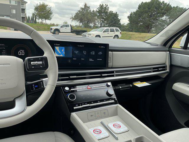 New 2026 Hyundai Santa Fe SE image 7