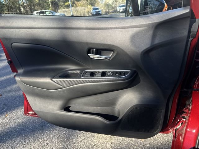 New 2025 Nissan Versa SR w/ Trunk Package FWD image 26