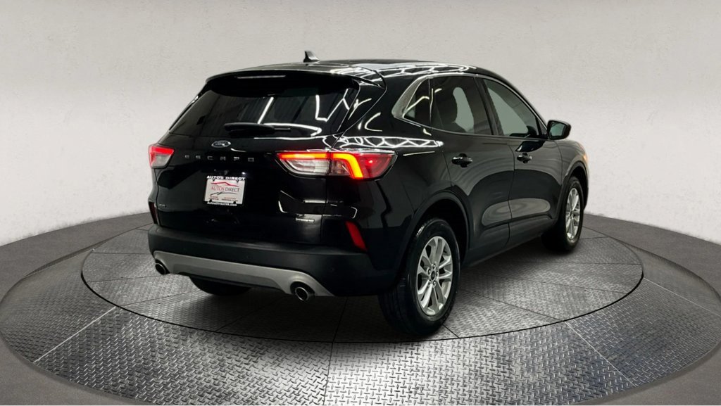 Used 2021 Ford Escape SE image 8