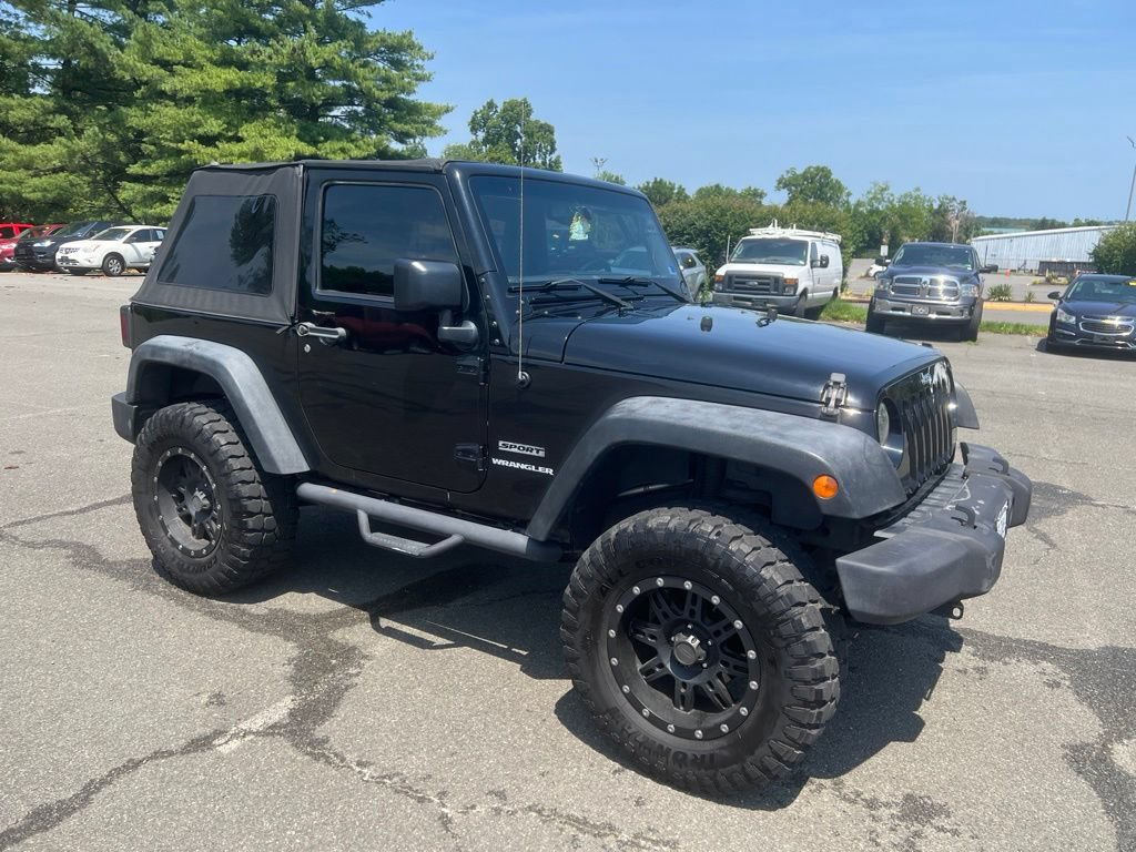 Used 2017 Jeep Wrangler Sport w/ Quick Order Package 24S AWD/4WD image 4