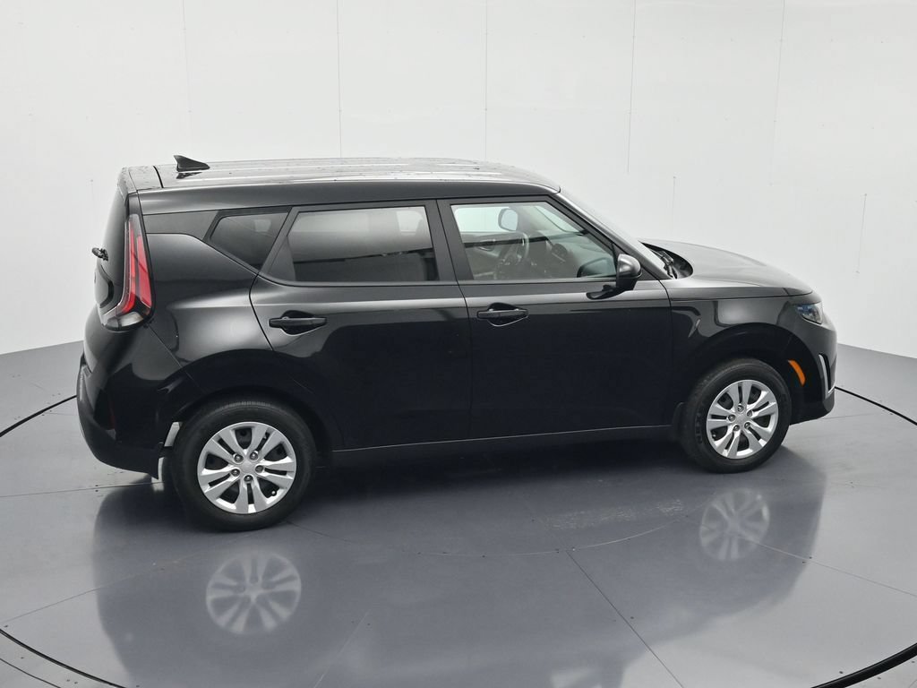 Used 2024 Kia Soul LX FWD image 31