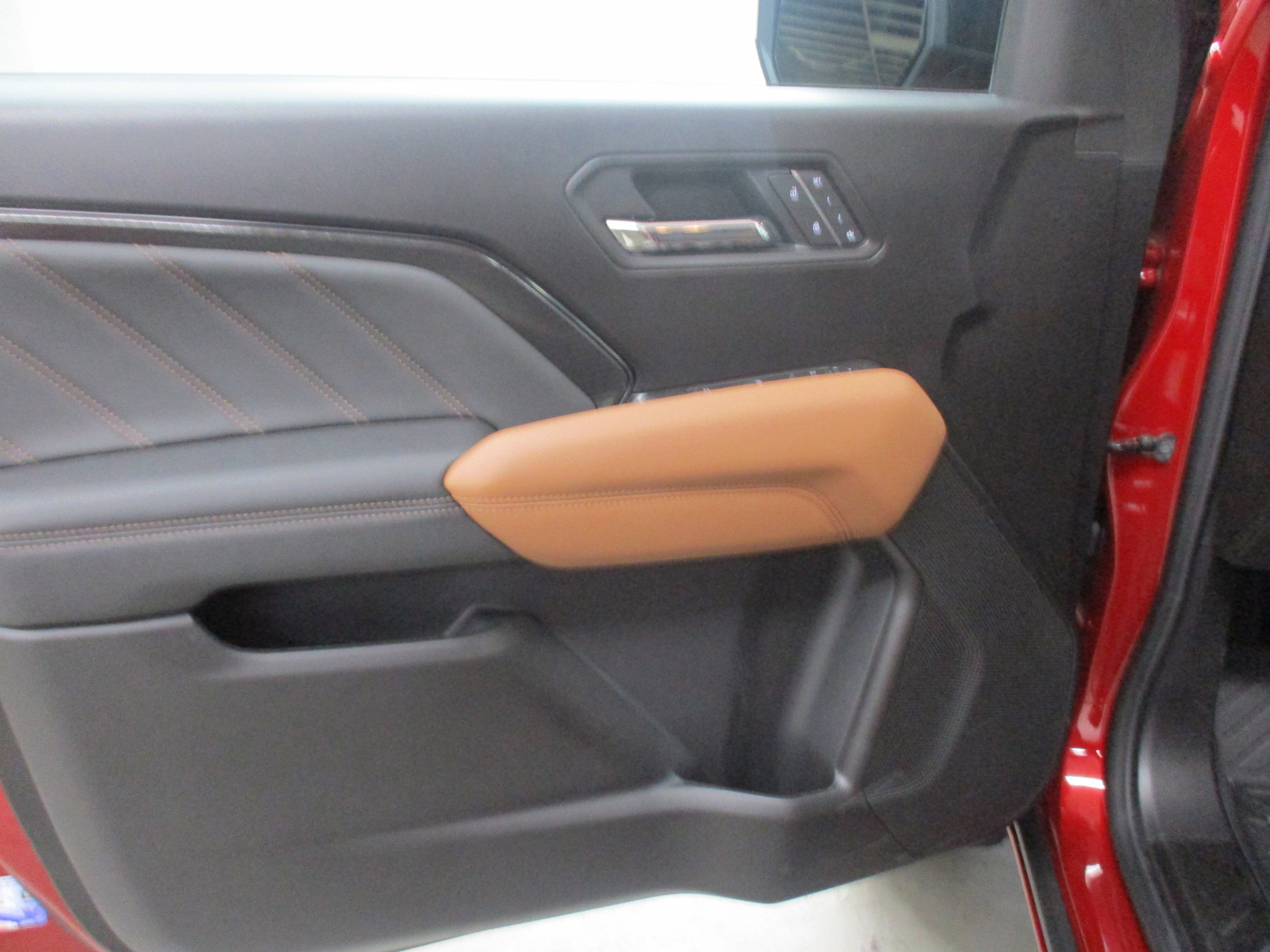 New 2026 GMC Canyon AT4 w/ Technology Plus Package image 16