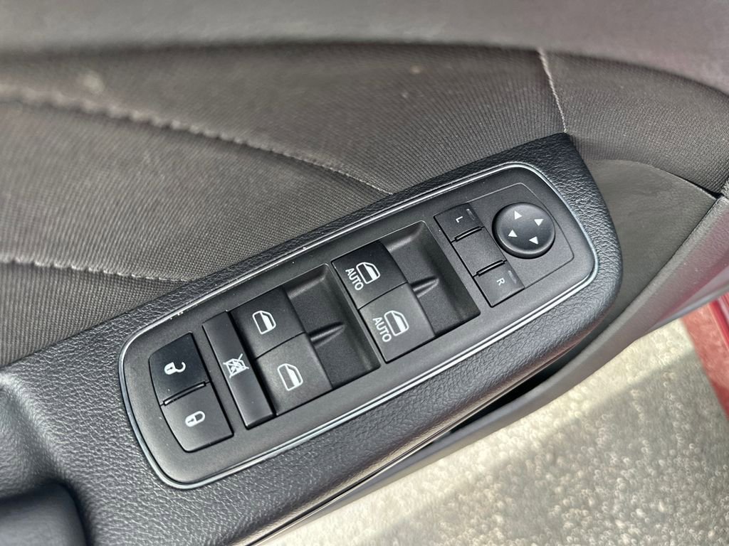 Used 2023 Dodge Charger R/T w/ Harman/Kardon Audio Group image 16