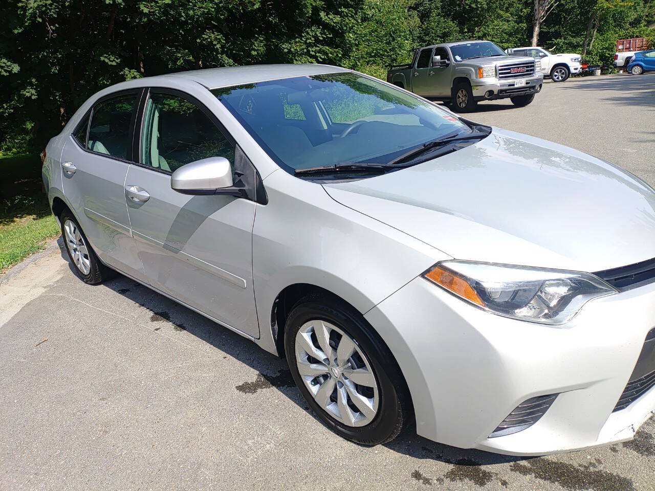 Used 2016 Toyota Corolla LE w/ Body Protection Package #1 FWD image 5