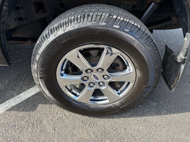 Certified 2019 Ford F150 XLT w/ Equipment Group 302A Luxury image 11