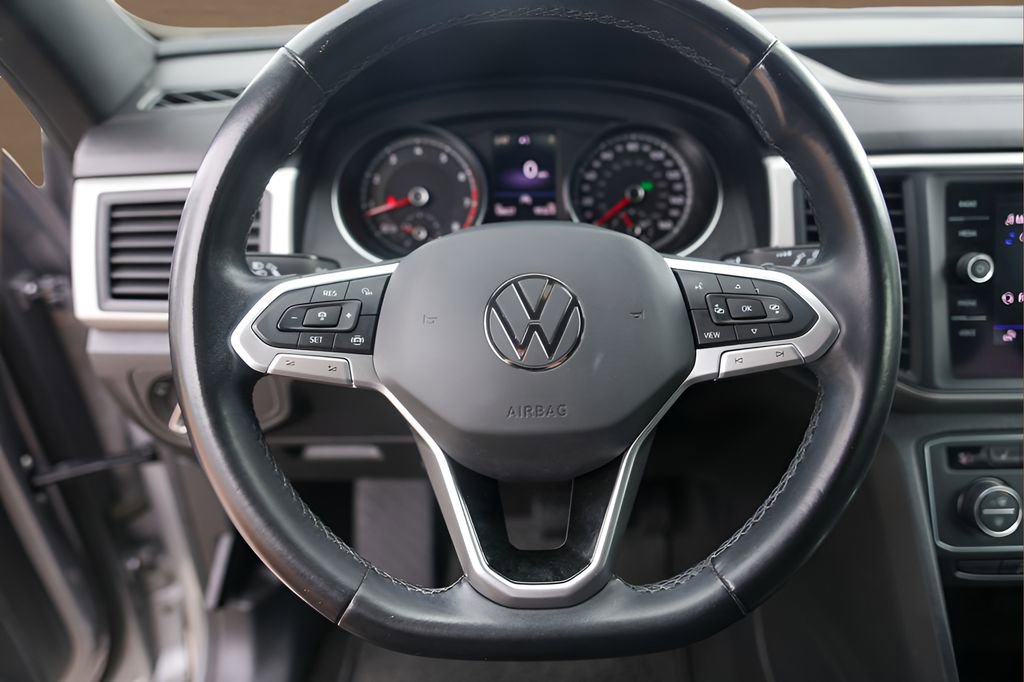 Used 2020 Volkswagen Atlas Cross Sport SE w/ Towing Package FWD image 13