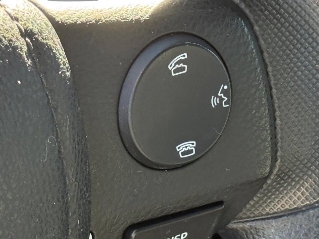 Used 2016 Toyota Corolla LE FWD image 11