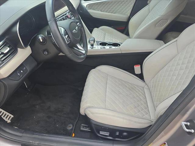 Used 2022 Genesis G70 3.3T RWD image 9