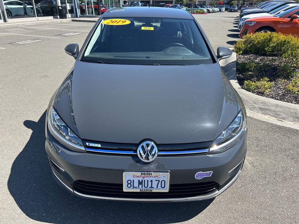 Used 2019 Volkswagen e-Golf SE FWD image 8