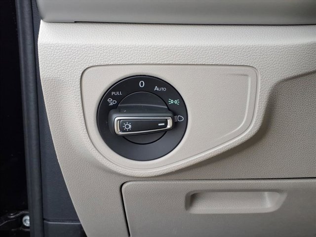 Used 2022 Volkswagen Atlas SE image 22