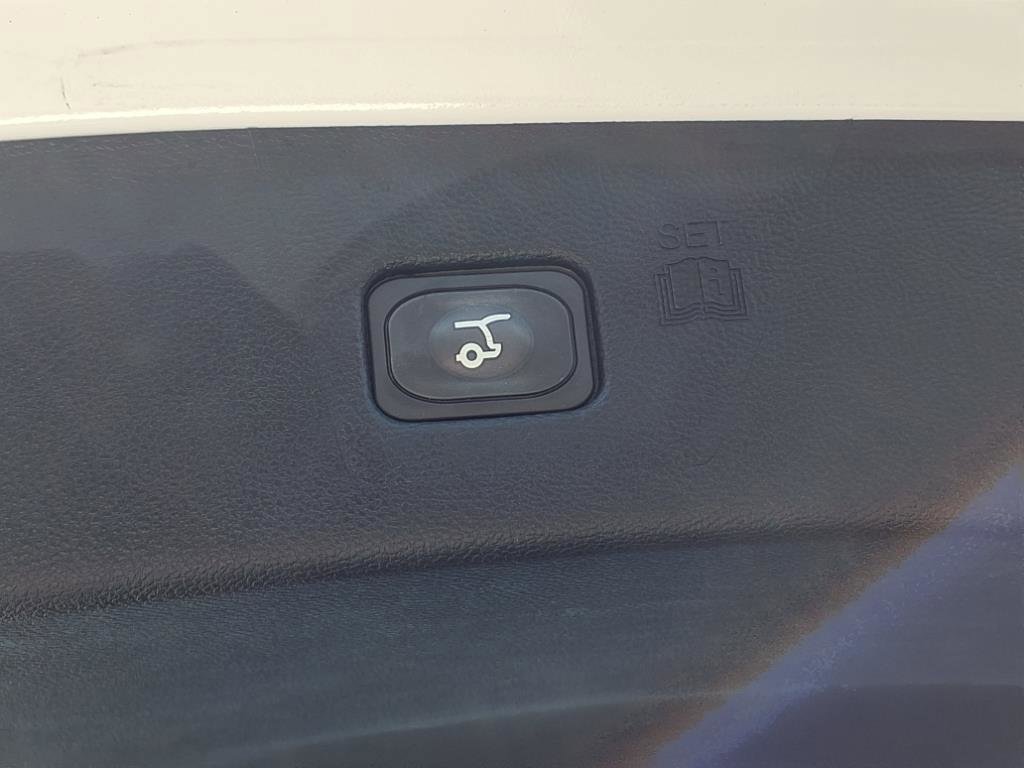 Used 2023 Ford Edge SEL w/ Sport Appearance Package image 22