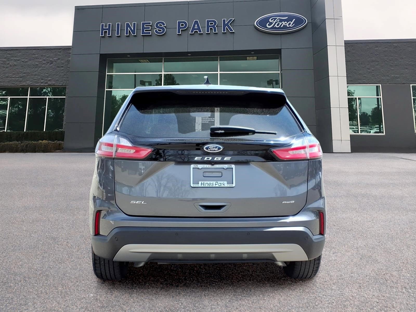 Used 2023 Ford Edge SEL AWD/4WD image 6