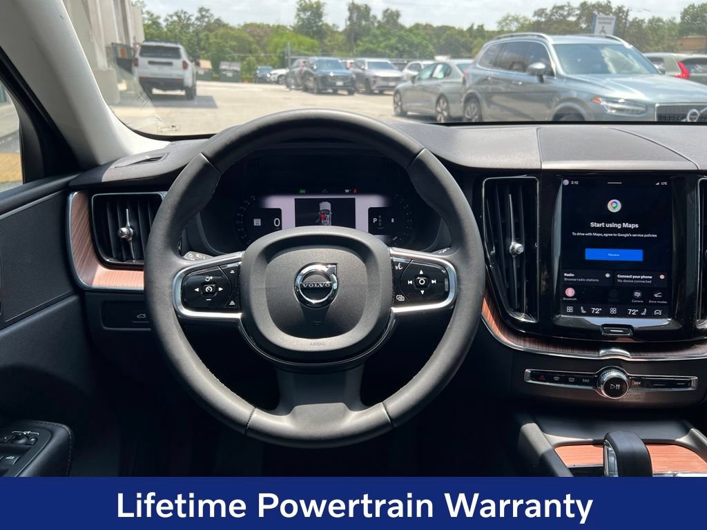 Certified 2024 Volvo XC60 B5 Core AWD/4WD image 17