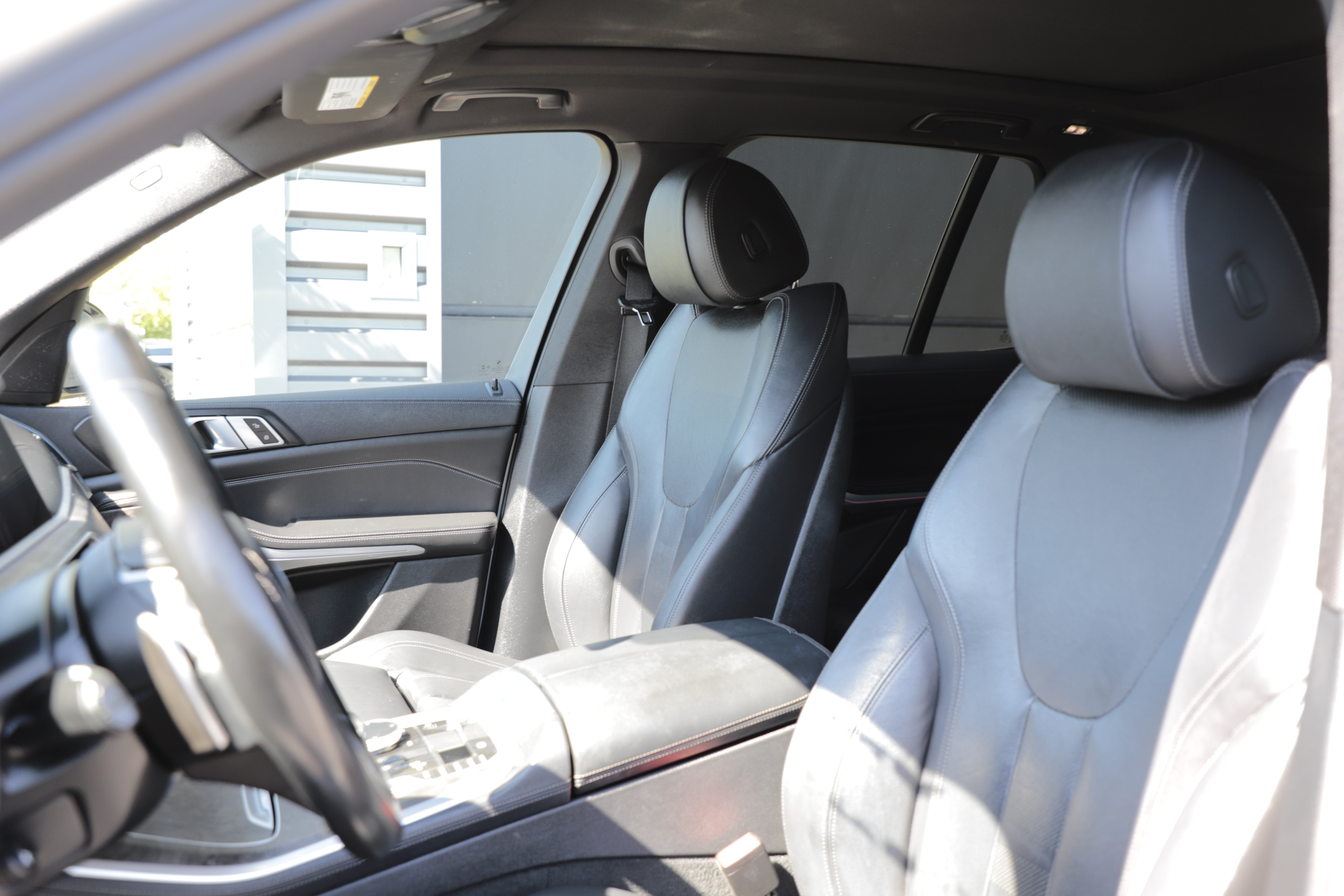 Used 2020 BMW X5 sDrive40i w/ Convenience Package RWD image 17
