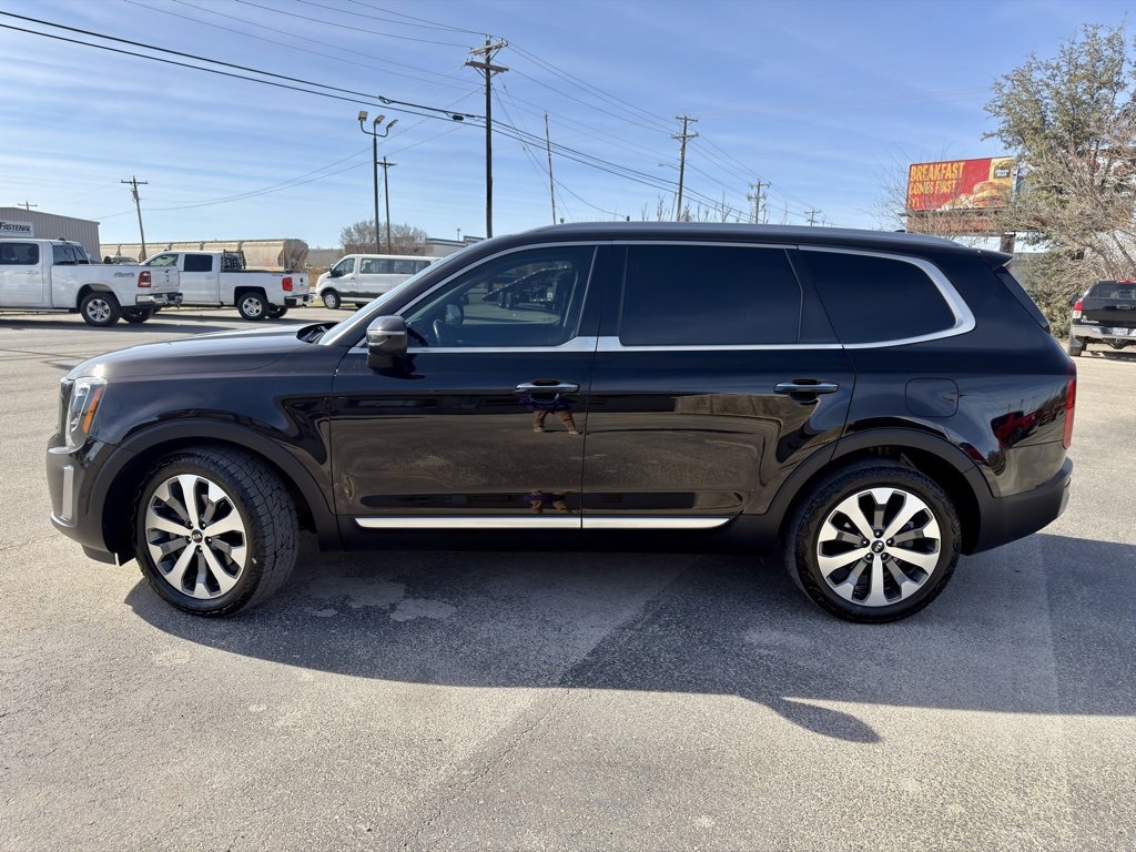 Used 2021 Kia Telluride S image 2