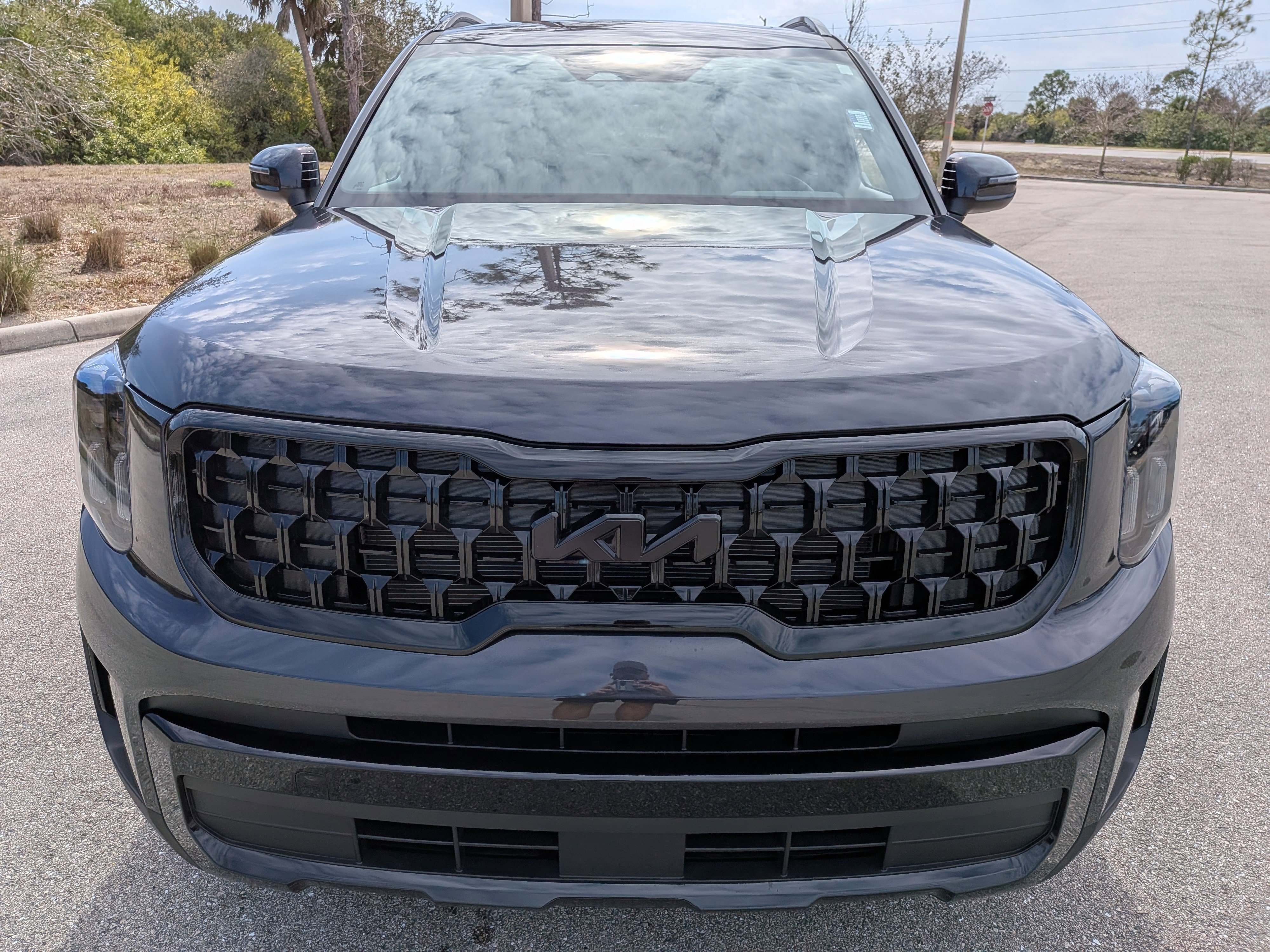 Used 2025 Kia Telluride EX X-Line image 3