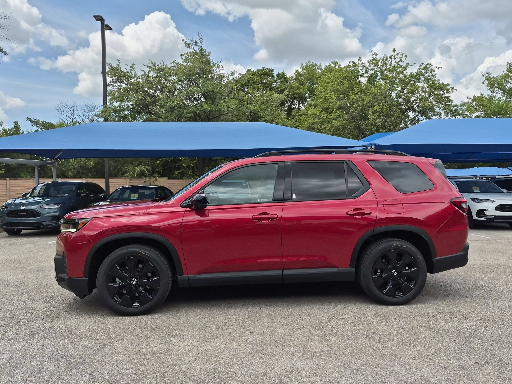 New 2026 Honda Pilot Black Edition video 2