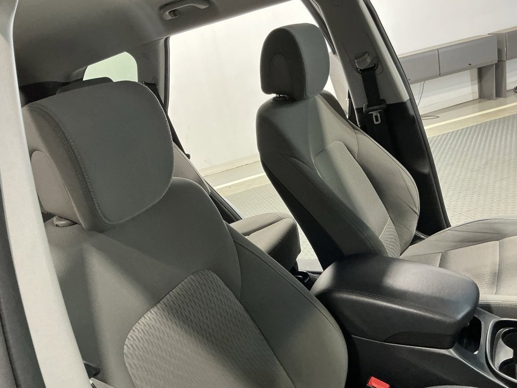 Used 2019 Hyundai Santa Fe XL SE image 24