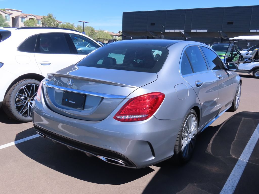 Used 2015 Mercedes-Benz C 300 Sedan image 4