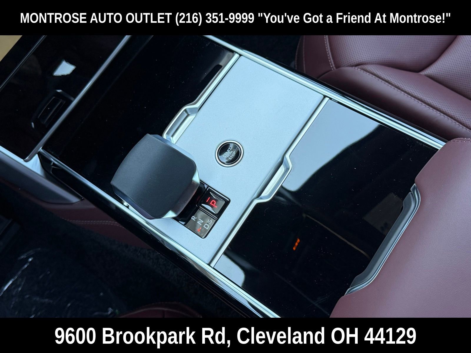 New 2026 Land Rover Range Rover SE image 28