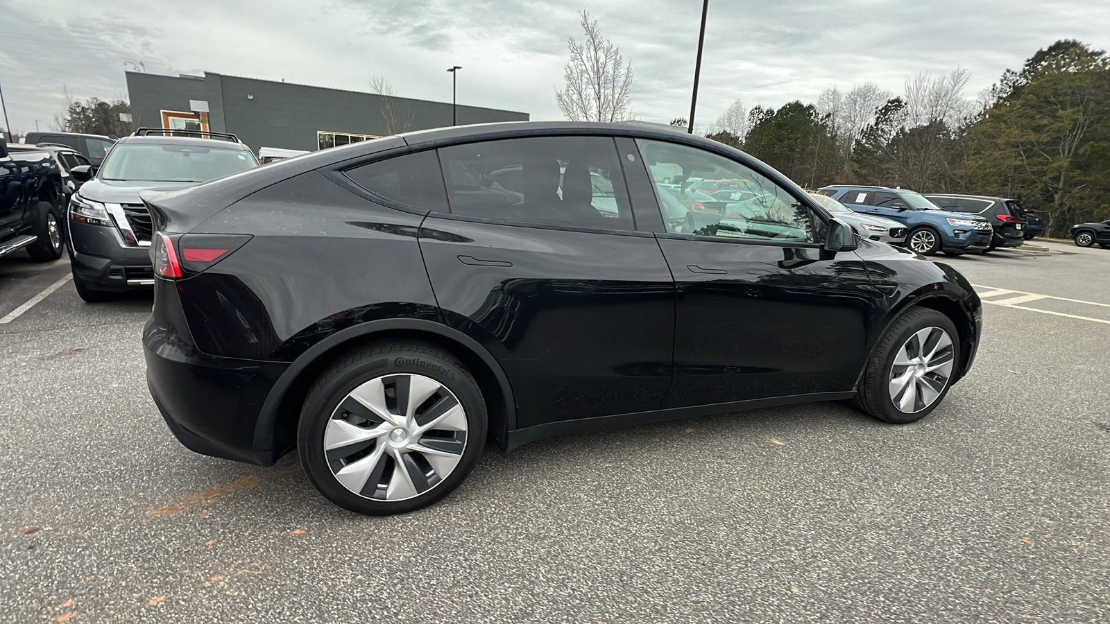 Used 2021 Tesla Model Y Long Range image 8
