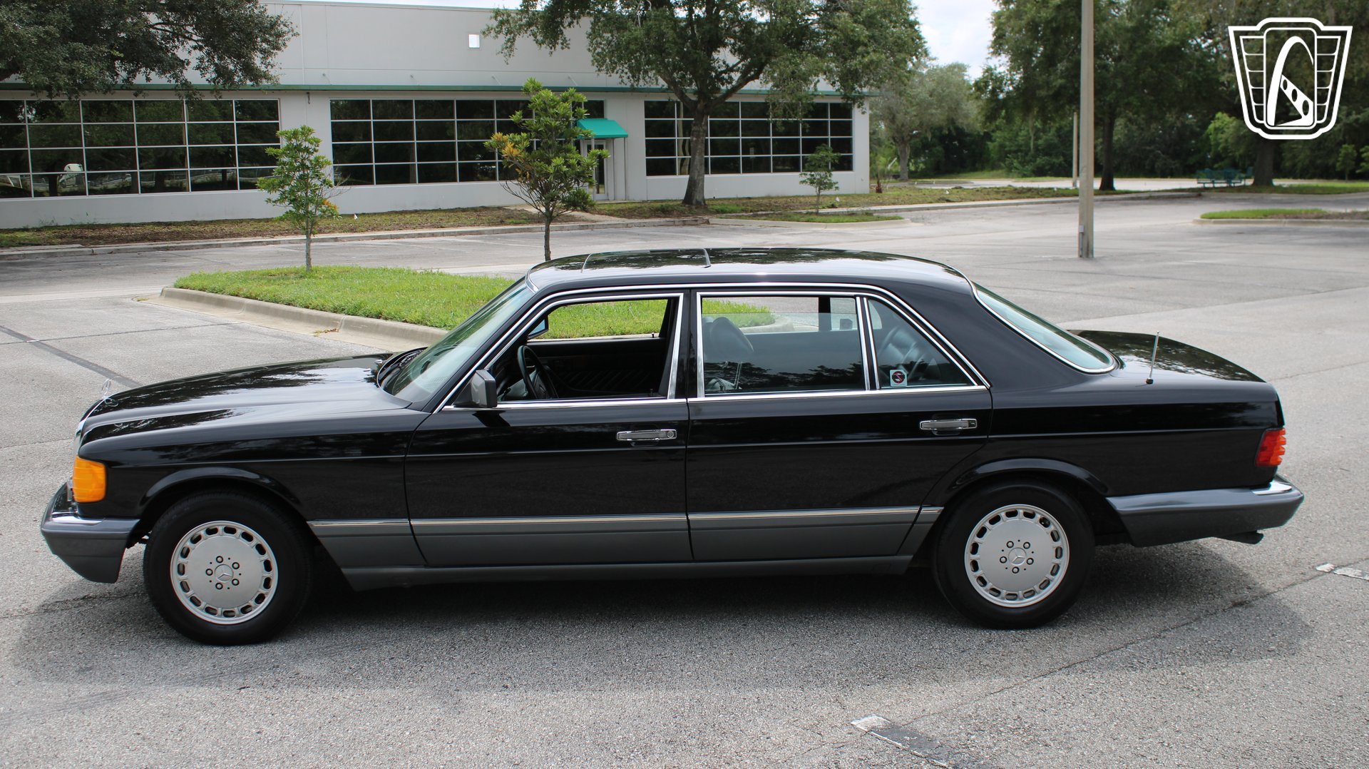 Used 1991 Mercedes-Benz 560 SEL image 10