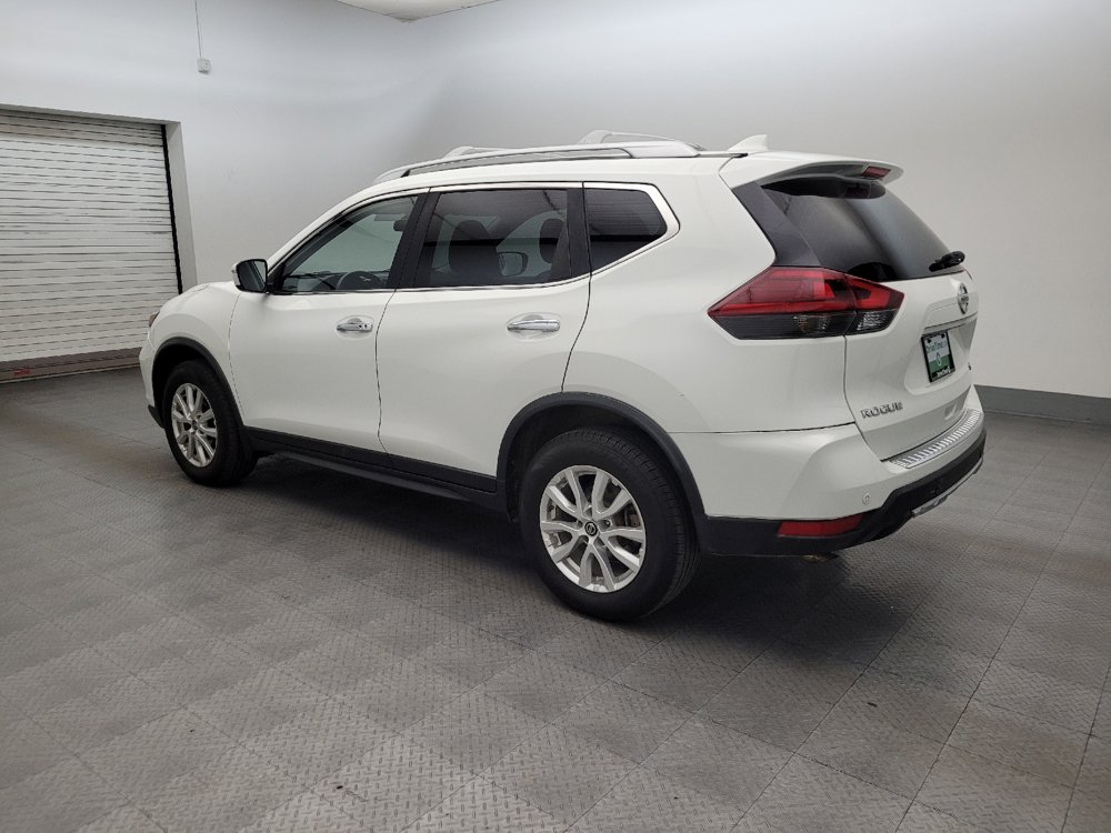Used 2020 Nissan Rogue SV AWD/4WD image 3
