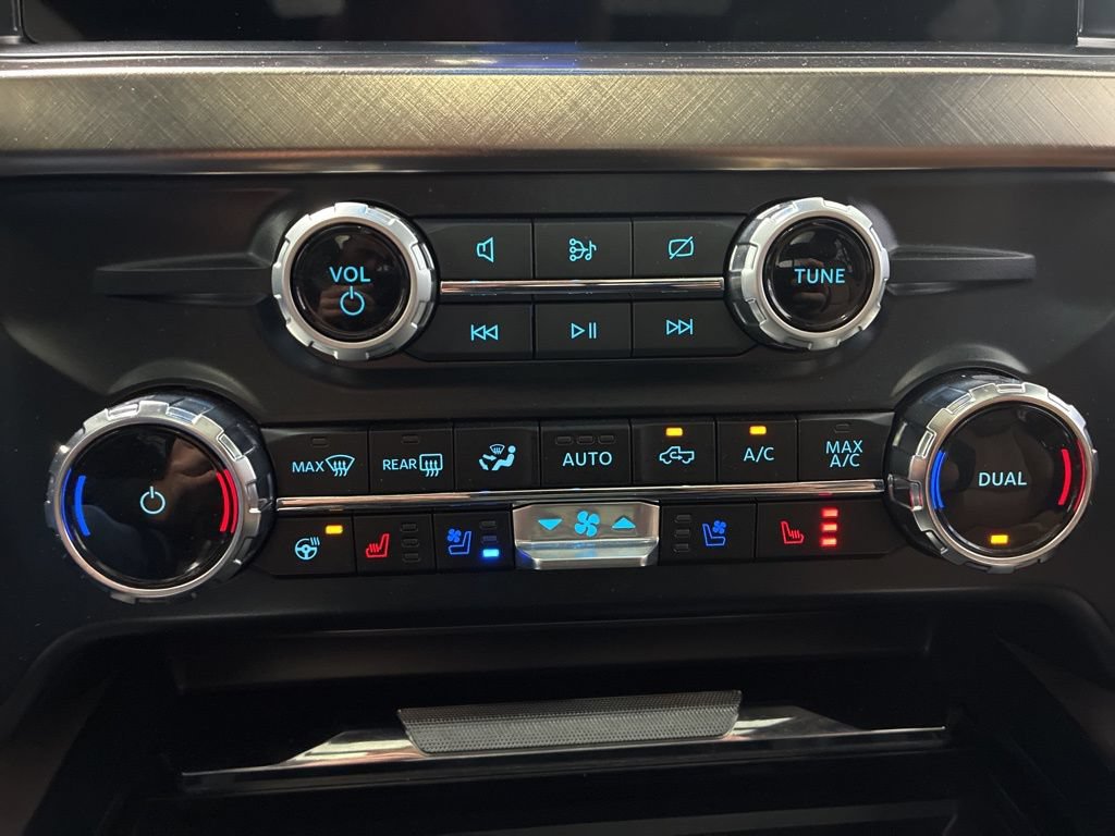 Used 2024 Ford F250 King Ranch w/ Chrome Package AWD/4WD image 44