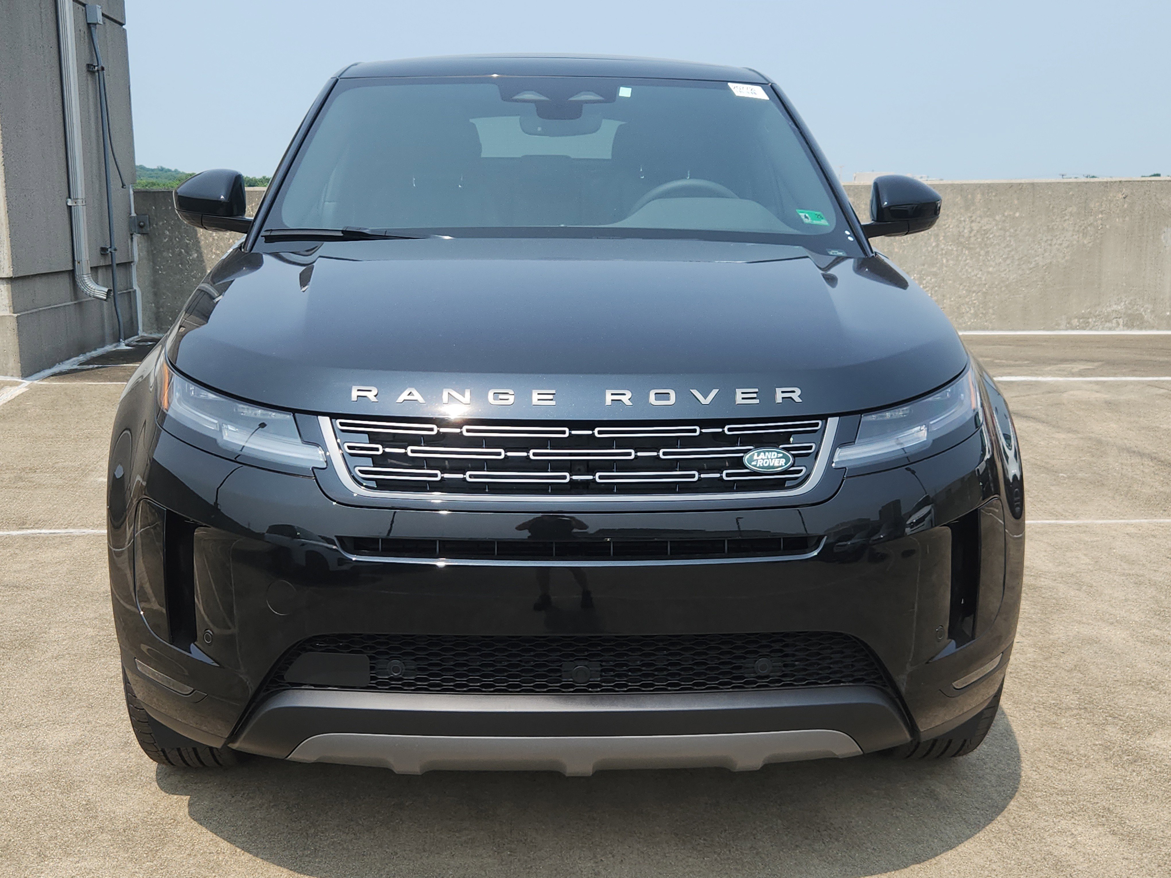 New 2026 Land Rover Range Rover Evoque S image 8