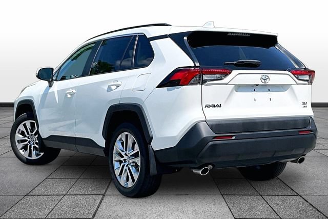Used 2021 Toyota RAV4 XLE Premium AWD/4WD image 5