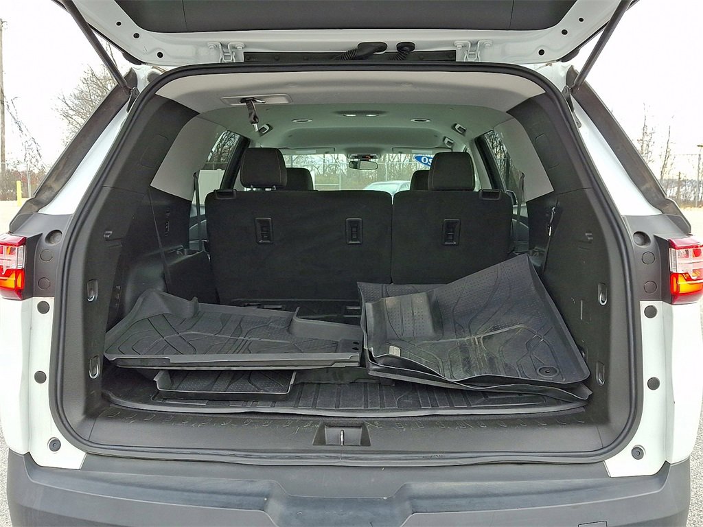 Used 2020 Chevrolet Traverse LS w/ LPO, Floor Liner Package image 29