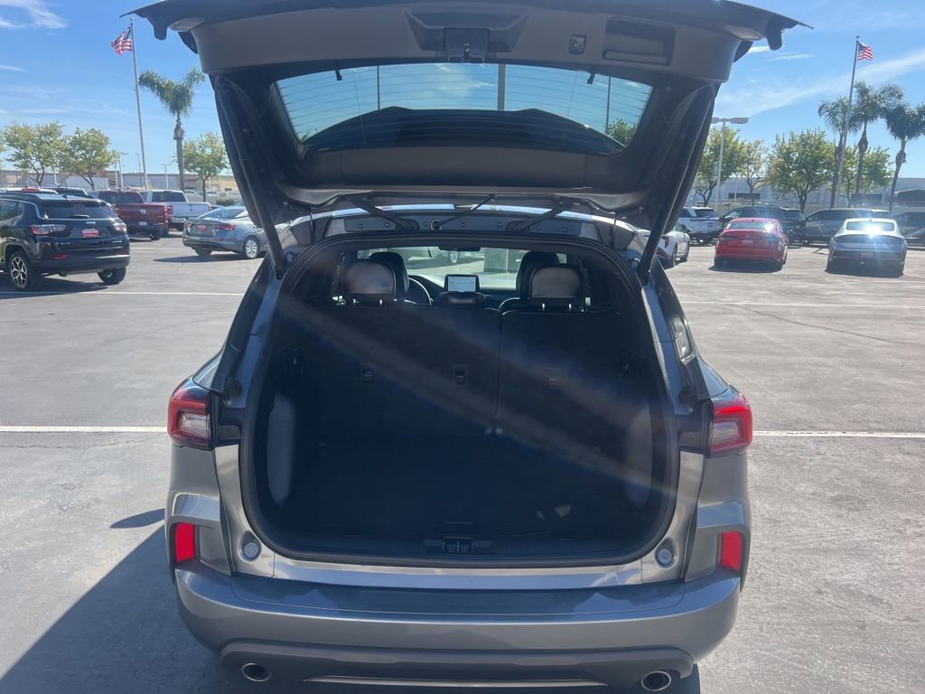 Used 2024 Ford Escape ST-Line image 59