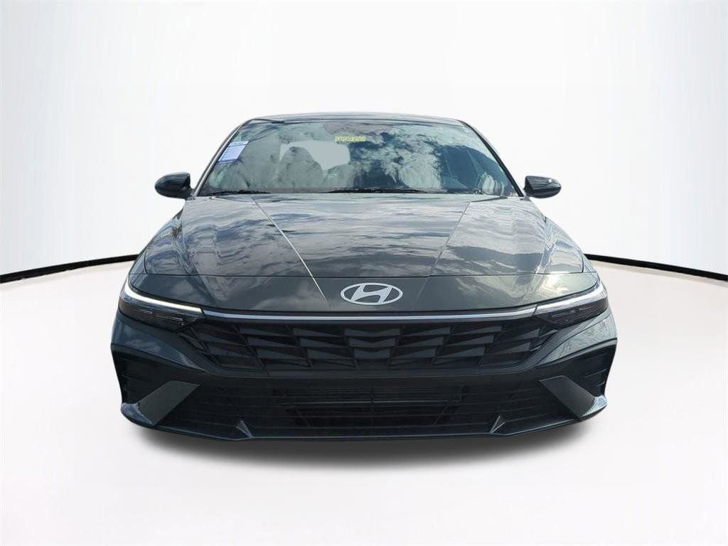 New 2026 Hyundai Elantra Sport image 3