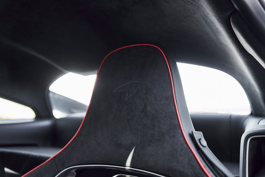 Used 2023 McLaren Artura RWD image 47