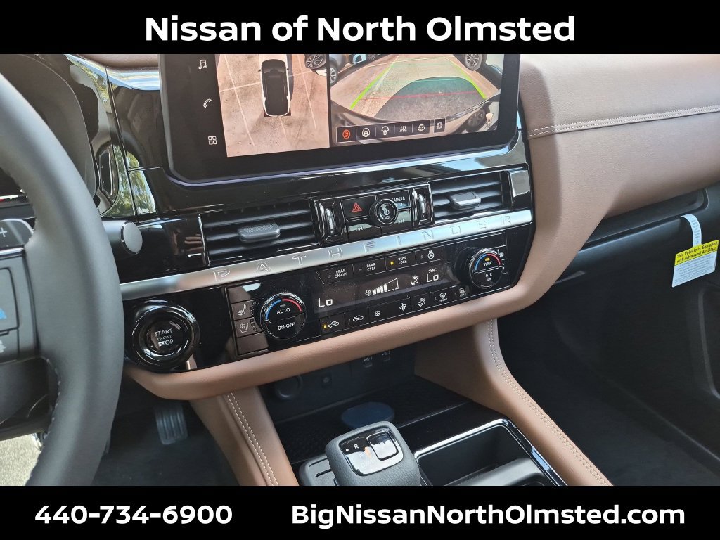 New 2026 Nissan Pathfinder Platinum AWD/4WD image 14