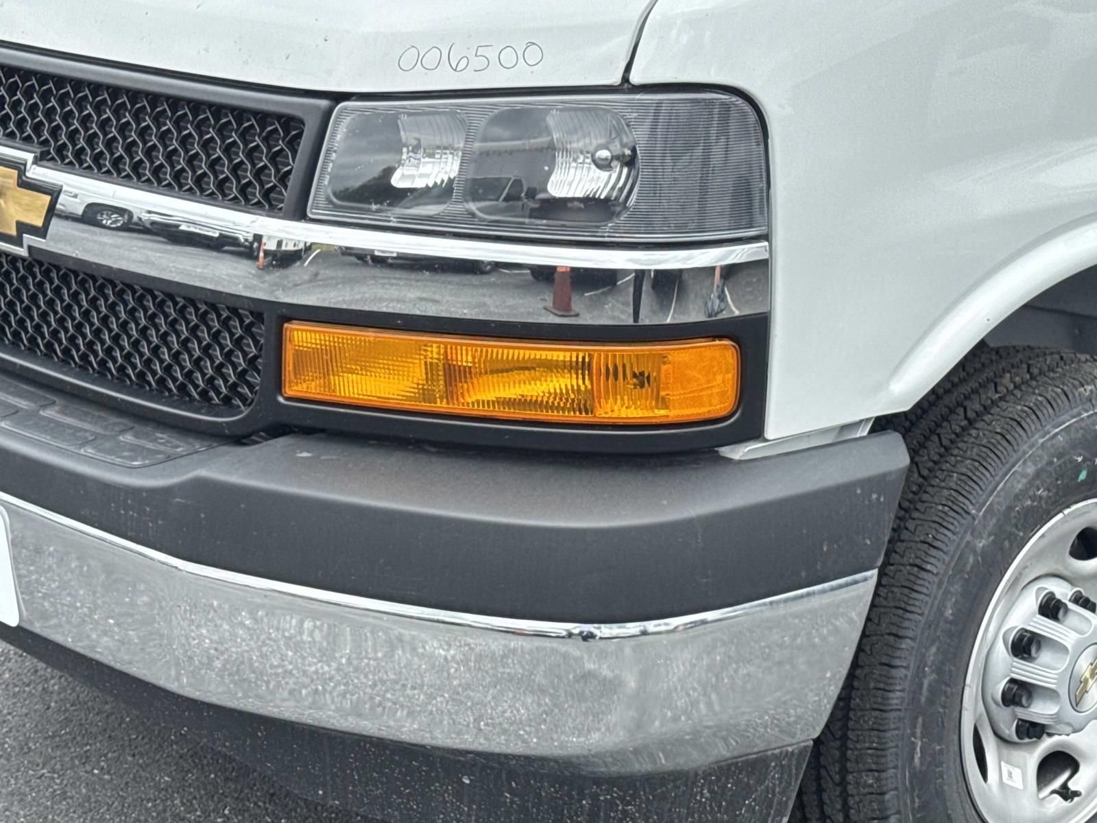 New 2026 Chevrolet Express 3500 w/ Power Convenience Package RWD image 8