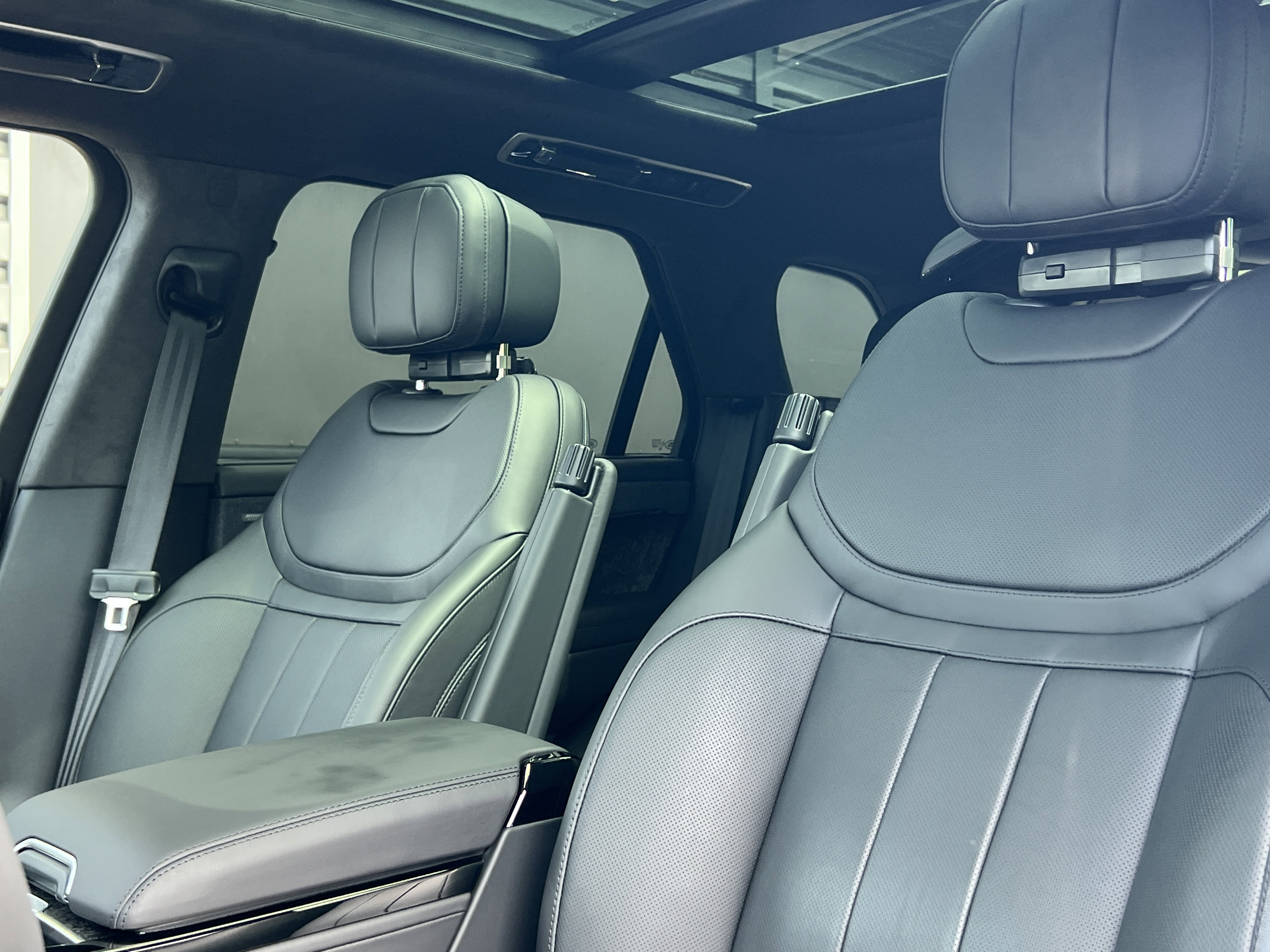 New 2025 Land Rover Range Rover Sport Autobiography image 23