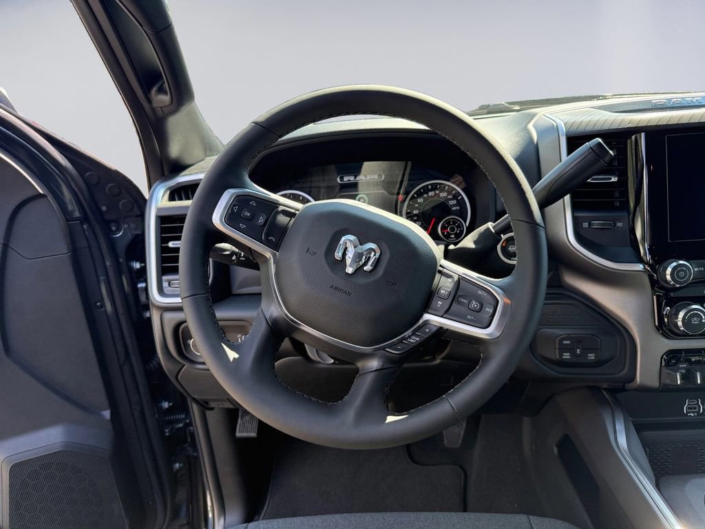 New 2026 RAM 3500 Big Horn AWD/4WD image 14