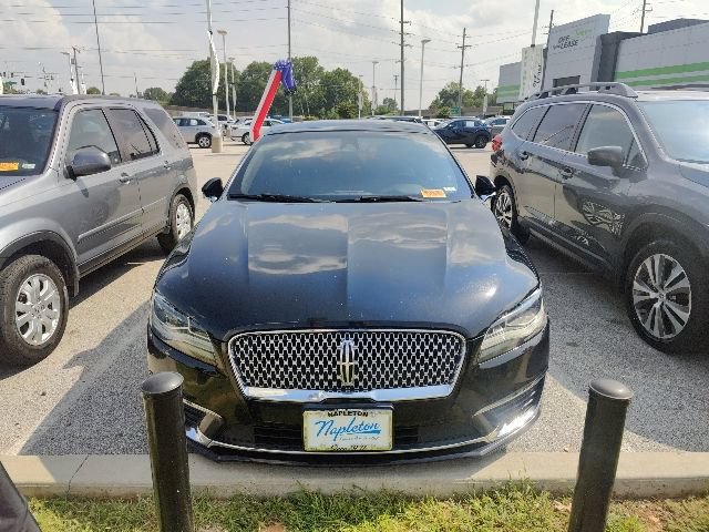 Used 2017 Lincoln MKZ Reserve w/ Luxury Package AWD/4WD image 18