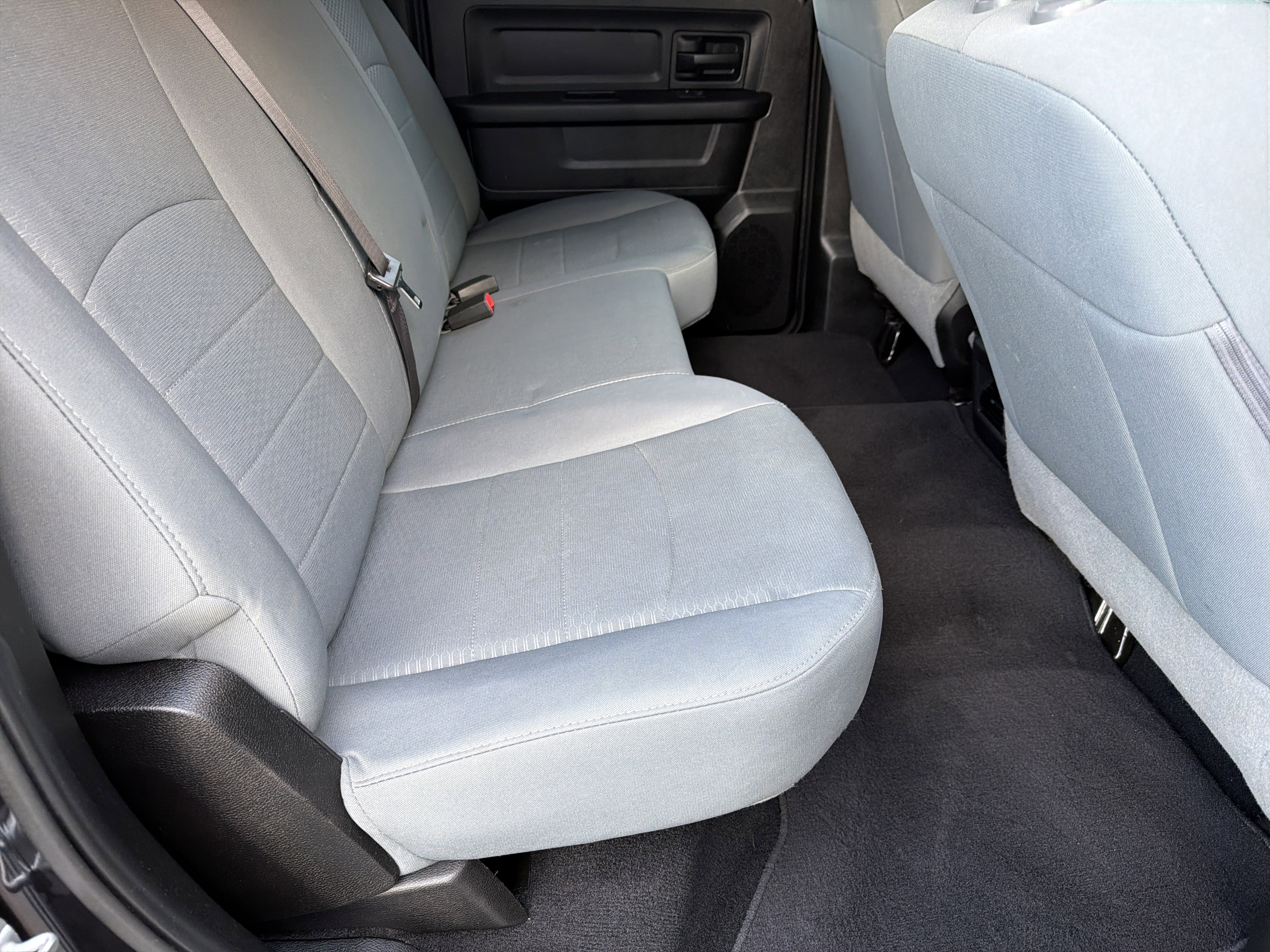 Used 2019 RAM 1500 Express w/ Express Value Package image 16